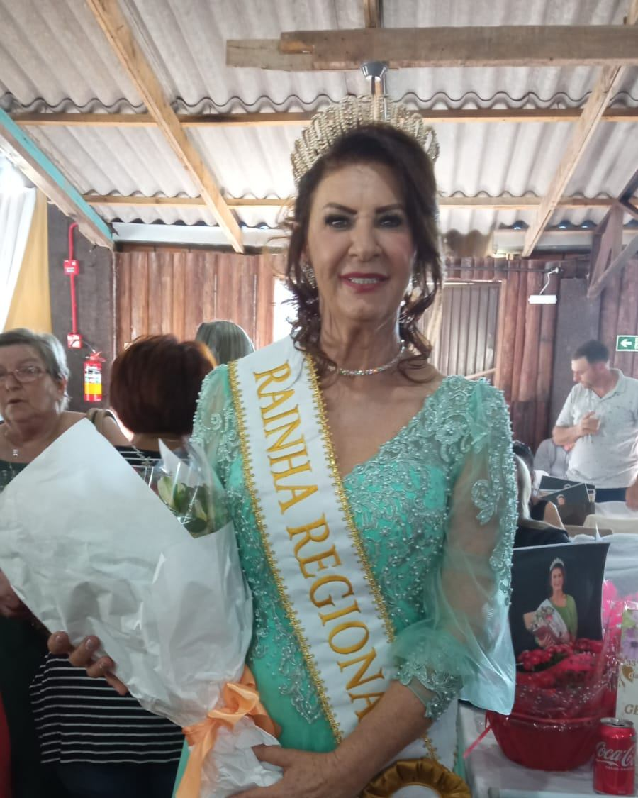 Rainha Regional da Terceira Idade, Joice Pellenz,passará a faixa e a coroa para a sua sucessora