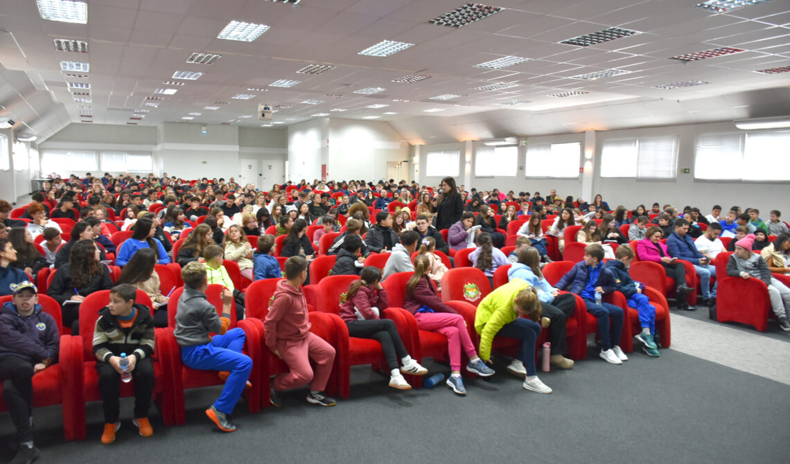 Palestra-promovida-pelo-Grupo-Cetric-no-Auditório-da-Unideau