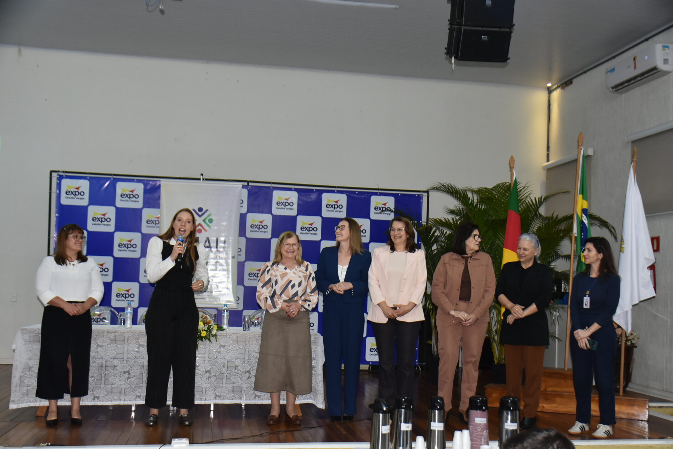 Primeiras-damas da AMAU mobilizam municípios para caminhada beneficente